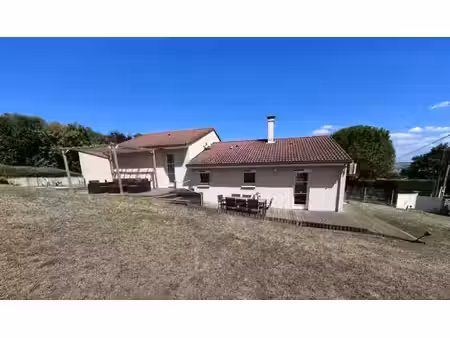 maison familiale meublée 110 m2 sur terrain 1200 m2- aubière