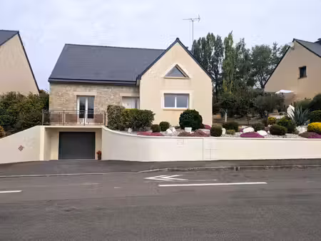 à fougères (35)  maison plain pied de 81m2 - 2 chambres