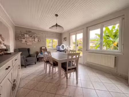 maison de plain-pied au calme – jardin ouest et nombreuses dépendances