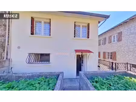 charmante maison d'environ 73 m² avec terrain de 2939 m²