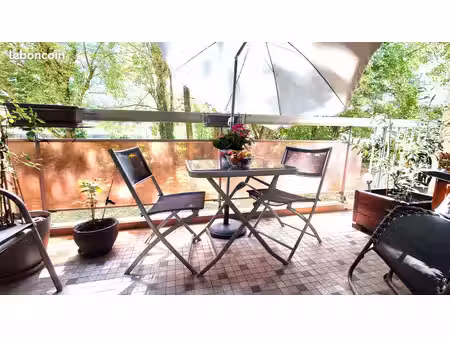 spacieux et lumineux appartement 4 pièces – calme  verdure  tram  commerces