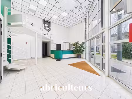 location bureaux 310 m²