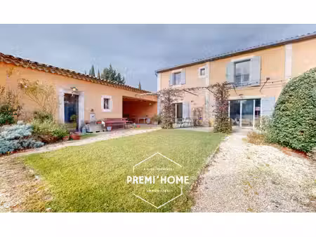 a vendre maison avec piscine & hangar a eygalieres