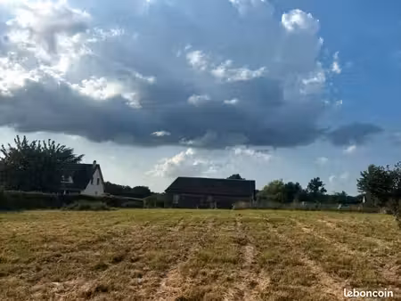 terrain 1 300 m² croix mare
