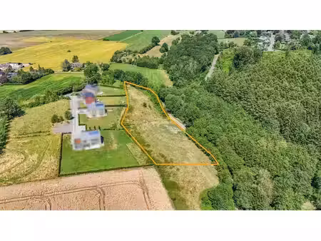 très belle parcelle de terrain à bâtir de ± 7.000 m²!