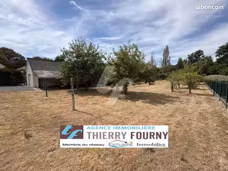 terrain 1 939 m² treillieres