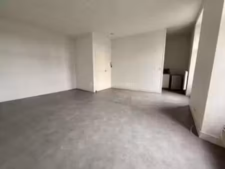 location appartement t1 à dinan (22100) : à louer t1 / 37m² dinan