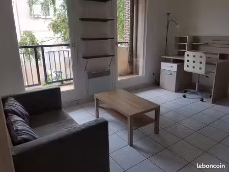 appartement 2 pièces de 28m2 meublé