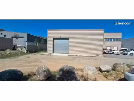 hangar