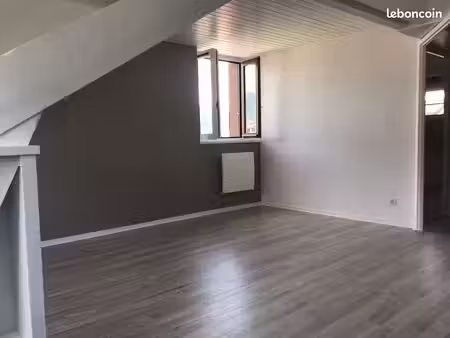 location t2 centre ville aix-les-bains