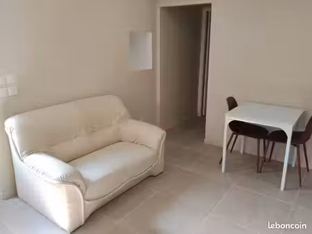 a louer t2 meublé