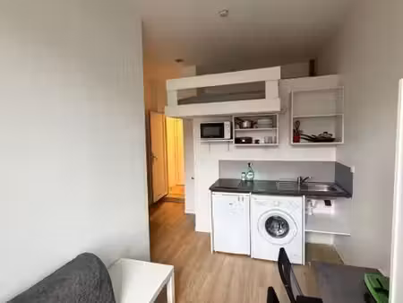 studio 16 m2 tout équipé 69350 gerland confluence