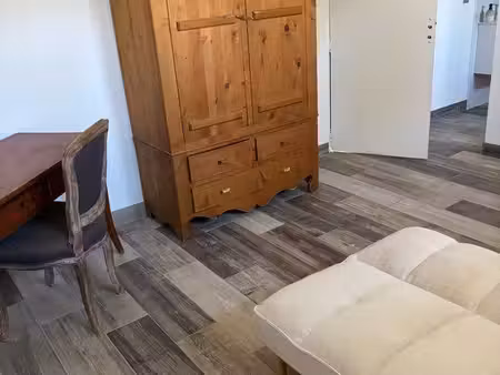 ? appartement meublé 59 m² à louer en bas de maison – saint-hilaire-de-brethmas