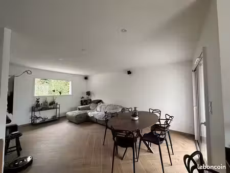maison meublée 104 m2