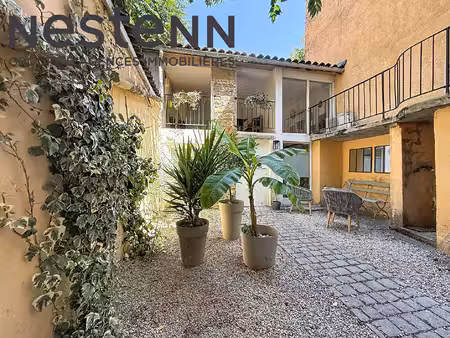 maison de ville - coeur croix rousse - calme - climatisation - terrasse