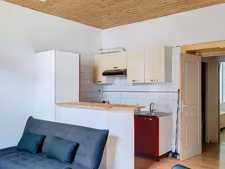 appartement oyonnax 2 pièce(s) 40.41 m²