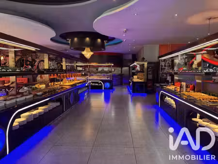 vente restaurant 682 m²