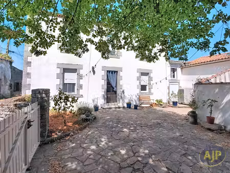 maison la boissiere de montaigu 4 pièce(s) 97.38 m2
