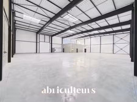 vente bureaux et commerces à chartres (28000) : à vendre / 600m² chartres