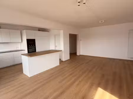 appartement 2 ch  wavre  terrasses  lumineux  peb b