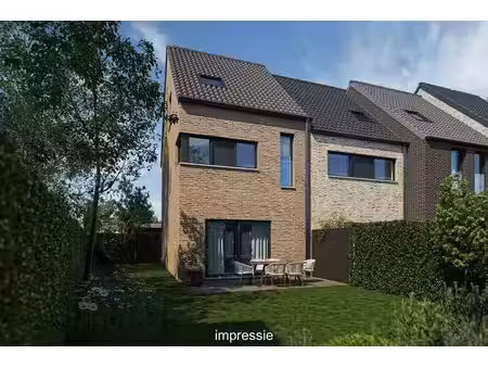nieuwbouw ben-villa met 3 slpkrs op topligging