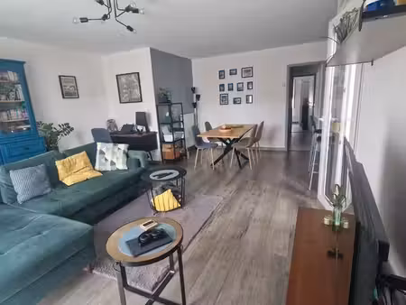 appartement f3 de 73 m² avec terrasse de 11 m² et parking privatif – pompey