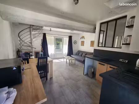 location duplex 49m2