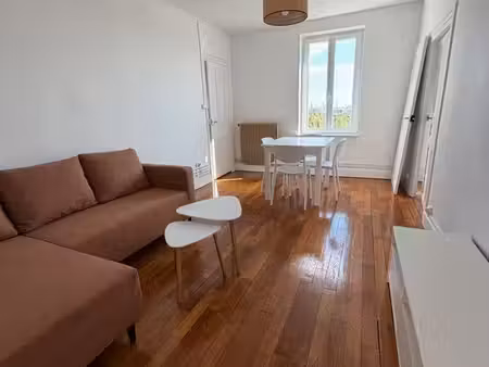 appartement 50m2  2 chambres  meublé et équipé