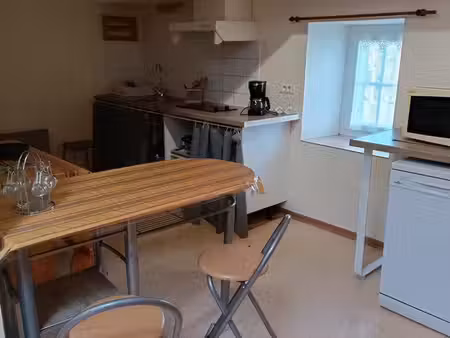 t2 meublé équipé proche challans