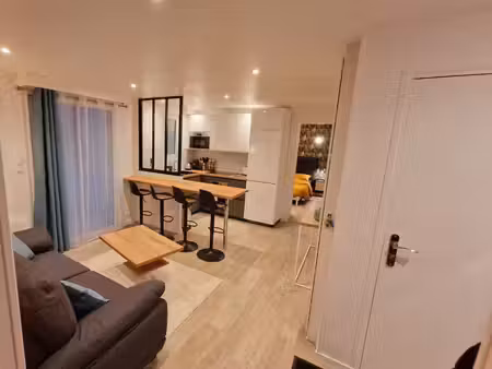 t3 neuf - chambres avec sde privatives - septembre 2026 à juin 2027