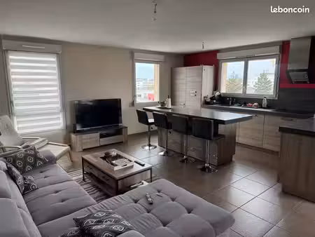 grand appartement traversant avec 2 terrasses