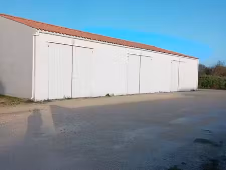 box 180 m2