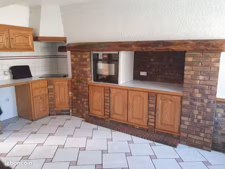 location maison de plain-pied 60 m² – 2 chambres – vignacourt