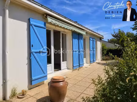 mareuil-sur-lay-dissais – plain-pied 89 m² – terrain 1 825 m² – dépendances – à rénover