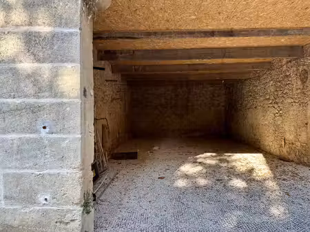 parking extérieur