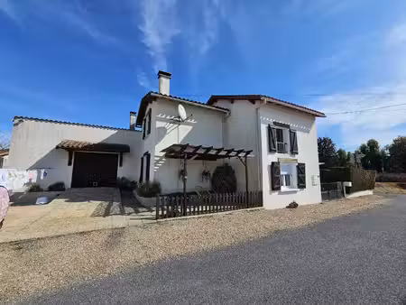 une maison facile à vivre  avec un beau potentiel d'agrandissement