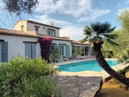 location villa 6 pièces 216 m² à opio (06650)  3 500 €