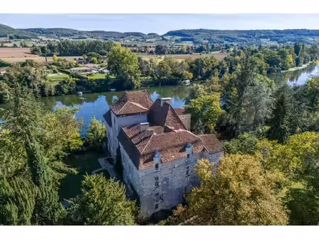 château de luxe familial avec installations pour événements