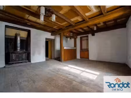 maison 4 pièces / 2 chambres / 125 m2 / 591 m2 terrain