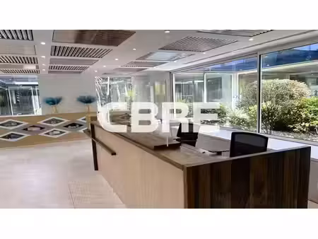 vente local d'activités antibes 3 931 m²