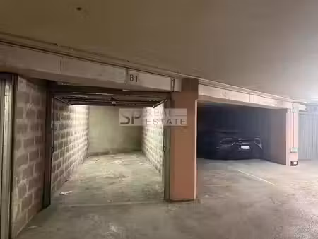 vente parking à cannes (06400)  60 000 €