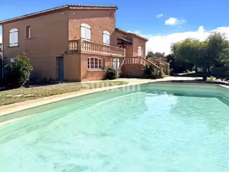 maison familiale / ensemble immobilier avec piscine