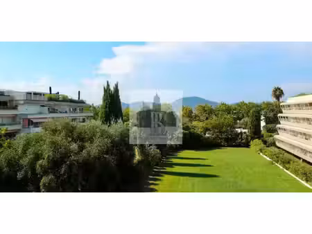 appartement avec terrasse et piscine saint-tropez (83)