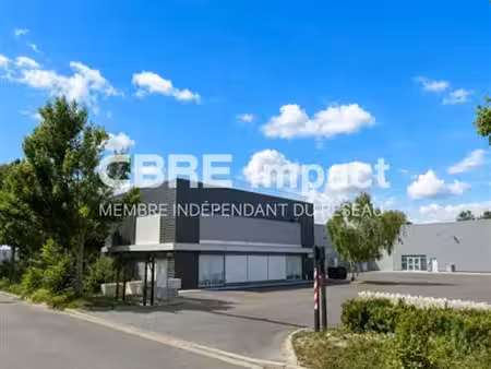 location commerce reims 1 574 m²