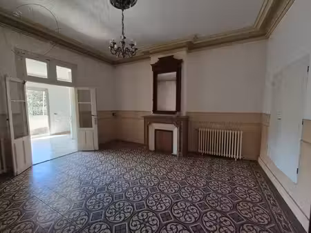 maison vigneronne avec garage et jardin