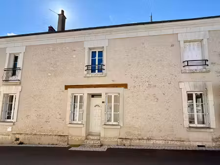 vente maison 4 pièces  94.00m²  luzillé