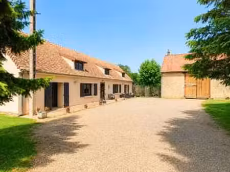 vente maison à mézières-sur-ponthouin (72290) : à vendre / 225m² mézières-sur-ponthouin