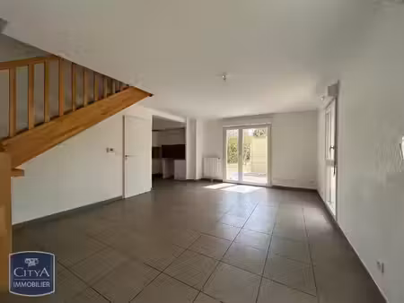 maison à louer 4 pièces 85.72 m² - chartres (28) - 945€