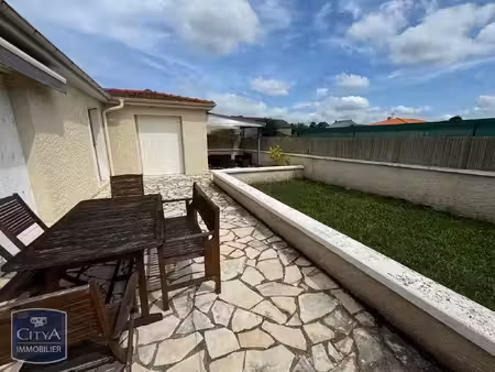 maison à louer 5 pièces 110 m² - aressy (64) - 990€