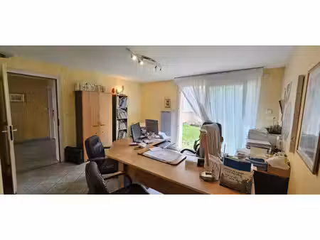à louer bureau 117 m² – 1 105 € |vagney
